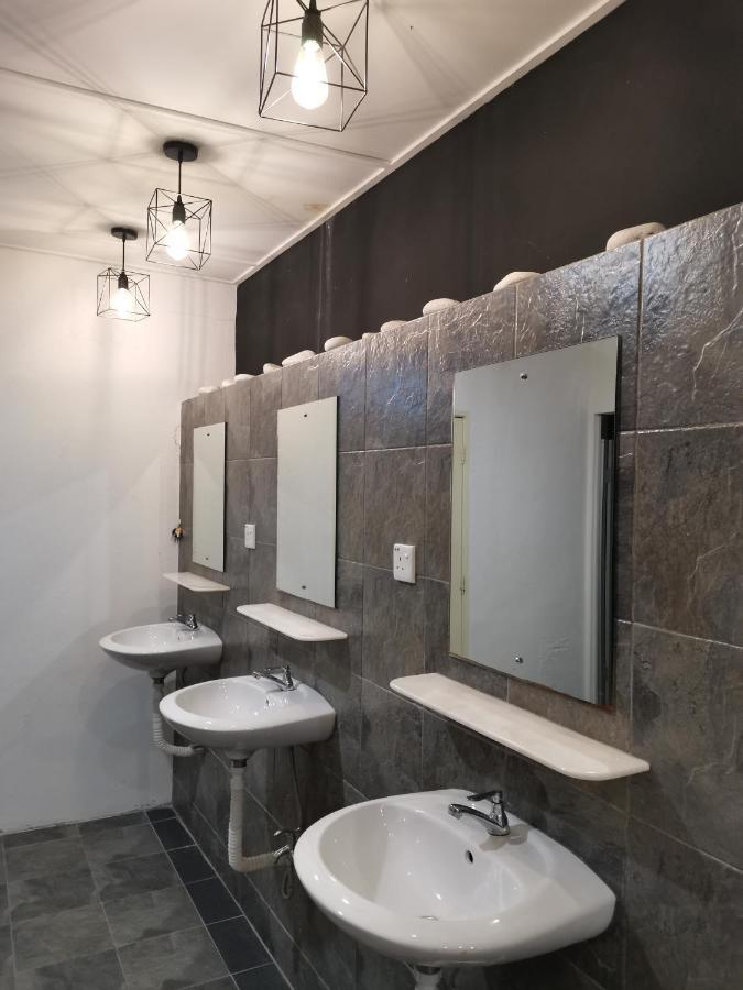 G Fortune Guest House+ George Town Bagian luar foto