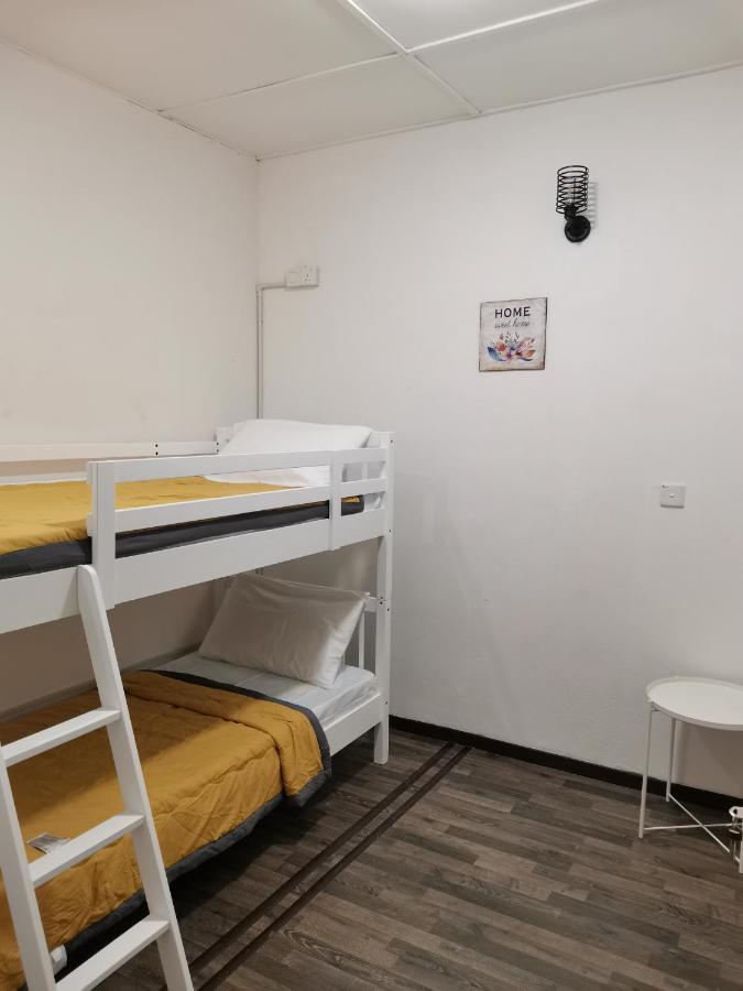 G Fortune Guest House+ George Town Bagian luar foto